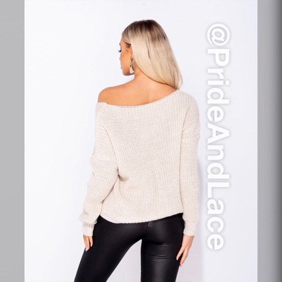 LAST 1️⃣ Stone V Neck Ruching Detail Tie Up Jumper - Picture 5 of 6